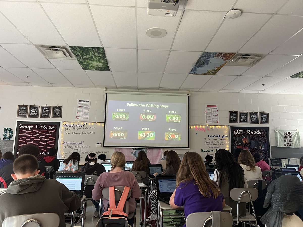 These kids are laser focused on timed writing today! Who loves writing? 7th grade does!!! 📝