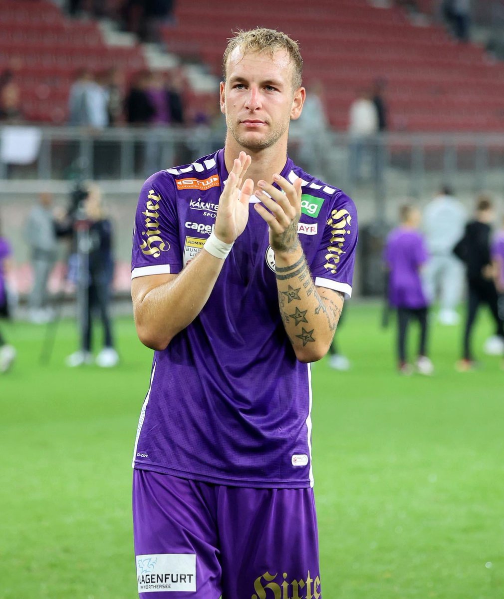 austria_sk's tweet photo. 50. Bundesliga-Spiel: Jaritz beschenkt sich mit Tor zum Jubiläum 💜🤩
💬 „Ich schaue eher mit einem weinenden Auge auf das Match zurück. Ein Sieg war mehr als drin, wenn ich auf unsere Chancen in der Schlussphase denke“, sagte Florian #Jaritz.
📰 https://t.co/zcfztRFDV0
#SKA https://t.co/07MOy6hMGL