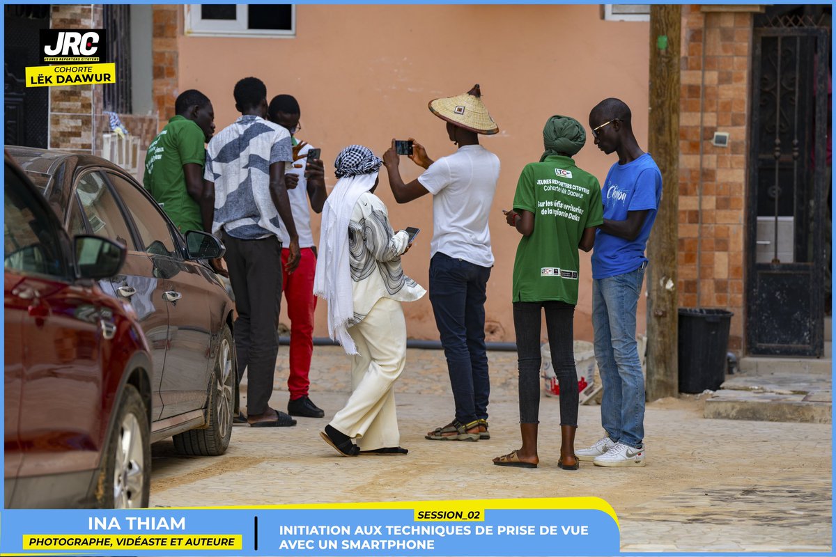 LaTeleCitoyenne's tweet photo. JEUNES REPORTERS CITOYENS  | COHORTE LËK DAAWUR 
#SessionDakar 

Pendant cette session passionnante, nos jeunes reporters citoyens ont acquis de précieux savoirs en techniques de prises de vue, avec smartphone, grâce à cette initiation expérimentée et pratique avec @InaNFThiam . 

Ils ont appris à capturer des moments significatifs, à composer des images percutantes et à utiliser les fonctionnalités avancées de leurs téléphones pour raconter des histoires visuelles puissantes. 

Ces savoirs et mises en pratique renforceront leur capacité à documenter des événements, des problèmes sociaux et des initiatives citoyennes, de manière captivante. 

#JeuneReporterCitoyen #PhotographieMobile #CitoyennetéActive
@Mundubat @barcelona_cat @Yenamarre_NTS @TabaxEllegNTS