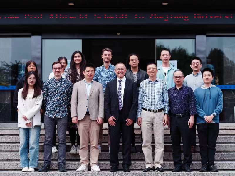 Albrecht Schmidt tweet media