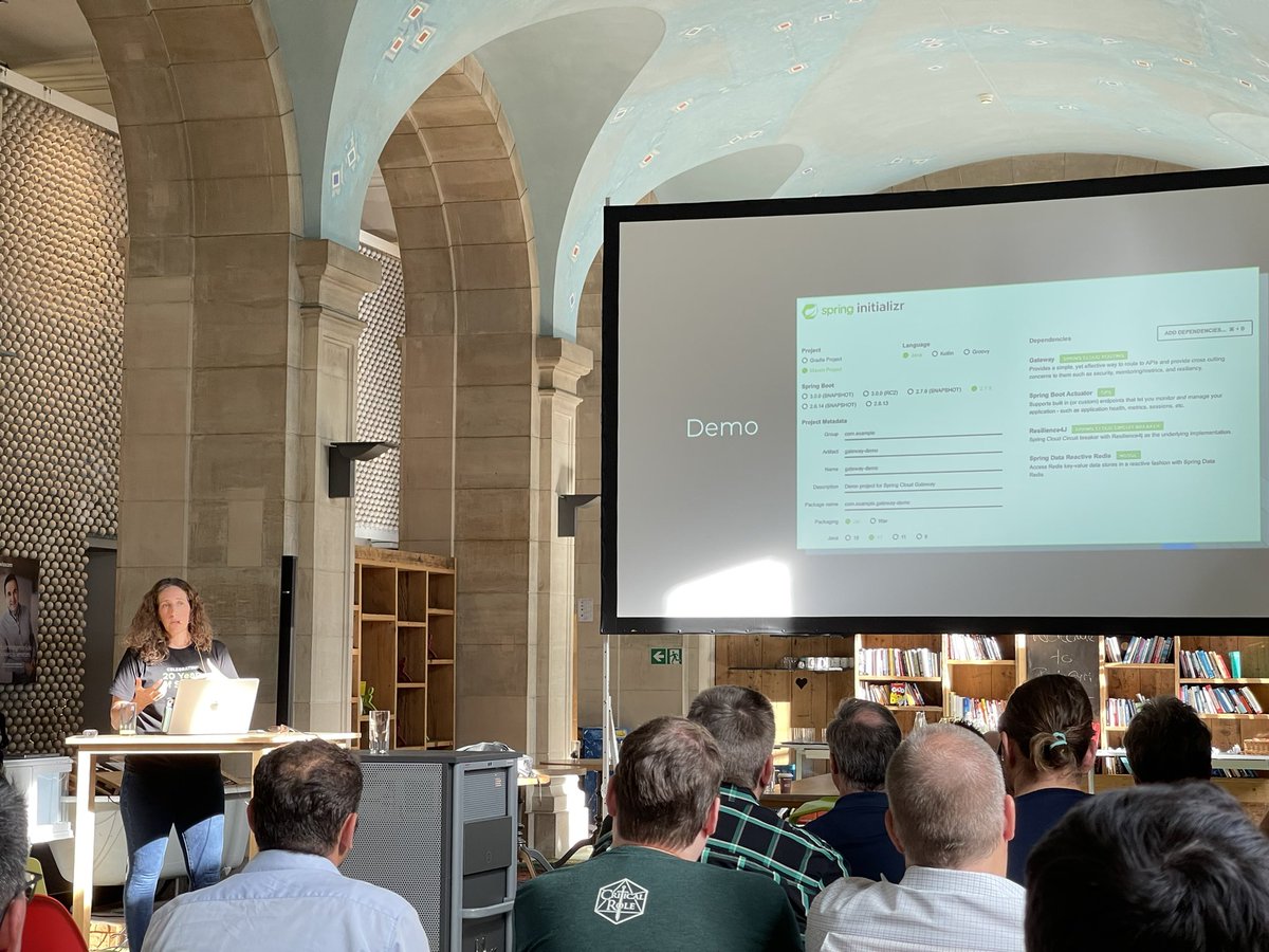 .@ciberkleid presenting “Expose and Protect Your Microservices with Spring Cloud Gateway” during @SpringOne Tour at @Swisscom.