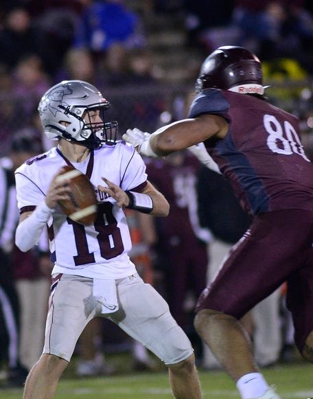 "When you see your son play and he's good ... I go to every game, and I can't wait for it to start."

Idriz Ahmetovic is from Bosnia. He didn't come from a football background. But the New Oxford senior has become one of the YAIAA's best quarterbacks: ydr.com/story/sports/h…