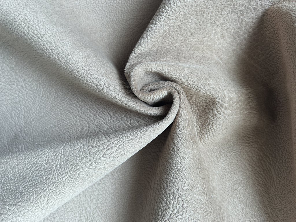 jessie79599489's tweet photo. Embossed Velvet #sofafabrics #sofacover #textile #upholstery #furniturefabric #printedvelvet #printeddesign #newfabric #newdesign https://t.co/HTSh61IxXK