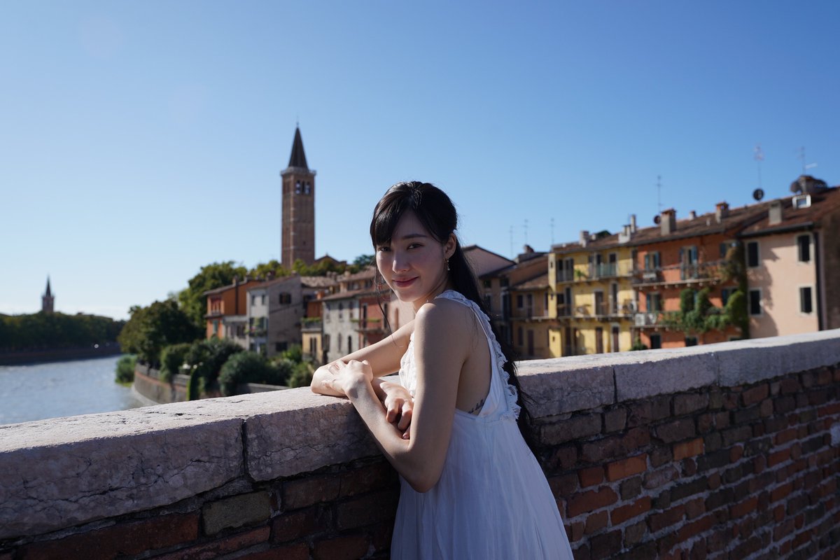 [🎀💬] 231010 (trans by app)
(10:46pm)

: + 📸
: + 📸