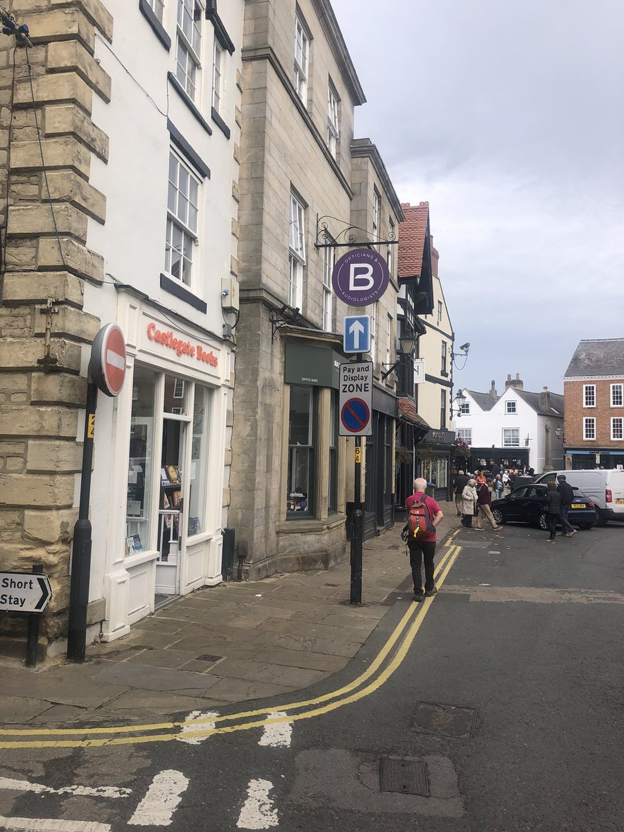 Great to see that another of my local independent bookshops @CastlegateBooks in #Knaresborough is now stocking my futuristic novel #Deathday - tks for their support & it’s always great to be able to work with #independentbookshops