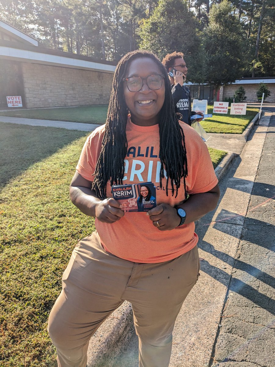 khalilah4durham's tweet photo. Been having a great time talking to community members (of all ages!) at the polls today. I'm at the lovely St. Stephens United Church right now.

Make sure you get out and vote if you haven't already! https://t.co/2Jbt4Komo2