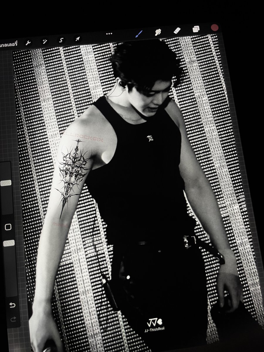 -รีสุ่มแจกลายสัก Minno 7คน 
มินโน่ไม่ชนะไม่เป็นไรอยากแจกลายสักที่เราออกแบบให้ชิปเปอร์minnoที่สนใจอยากเอาลายไปสัก ลายนี้เป็นลายที่เอาชื่อ minno มาทำ ลายเดียวนะคะใครอยากได้รีเลย