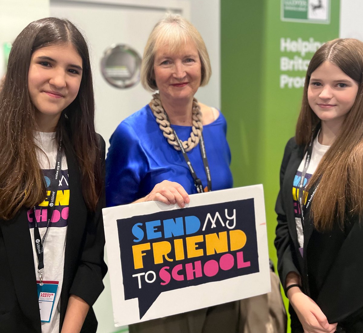 Privilege to meet Harriet Harman MP with Emma & Jess, our @sendmyfriend Campaign Champions talking about #globaleducation for all - amazing hope and encouragement from a very inspiring leader! 
#EducationForAll 
#LetMyFriendsLearn
#ClimateJustice 
#LabourConf23