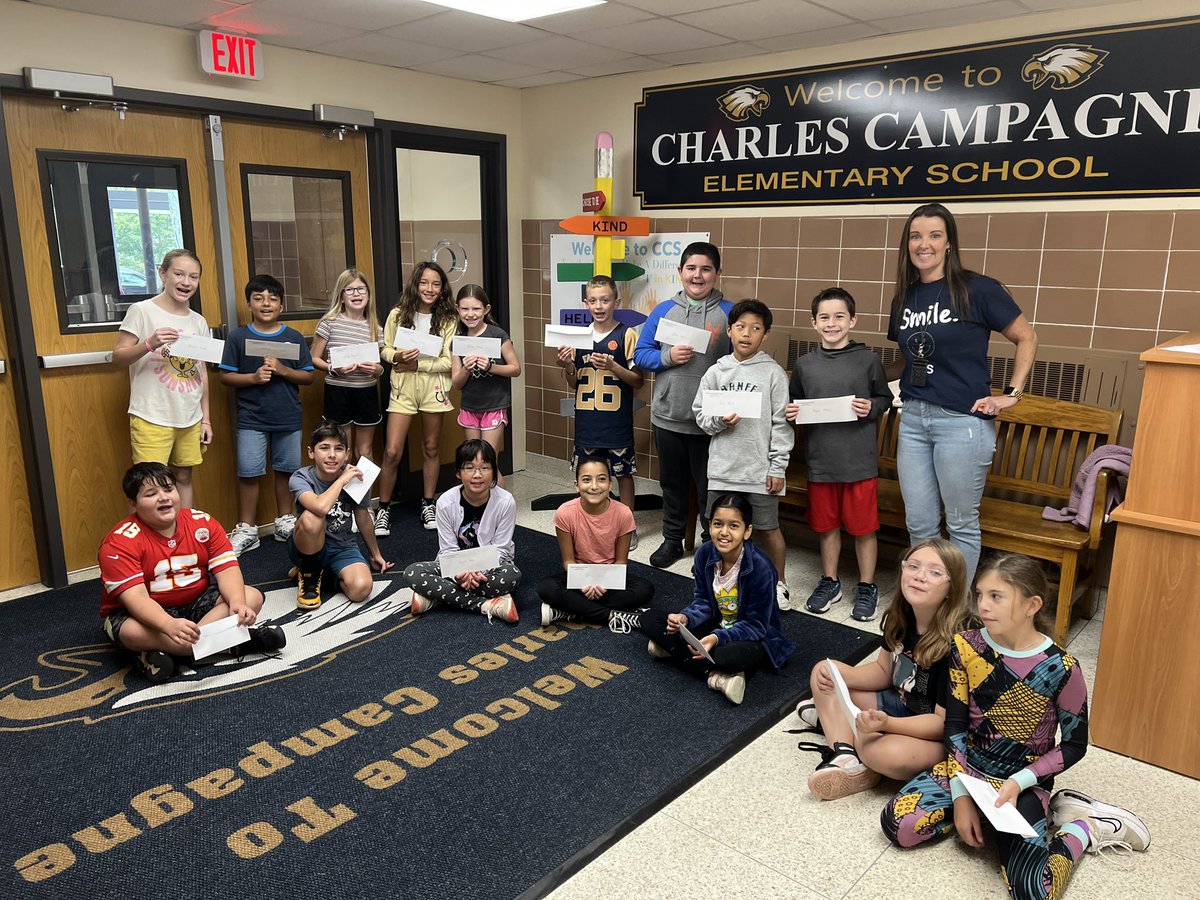 jtitolo_BUFSD's tweet photo. Thank you to the Charles Campagne PTA for supporting our math program. Many Charles Campagne students completed the summer math packet and 35 lucky students won gift cards compliments of the Charles Campagne PTA. @EDifiglia @BethpageUFSD #WeAreBethpage https://t.co/x3nyO7YUIr