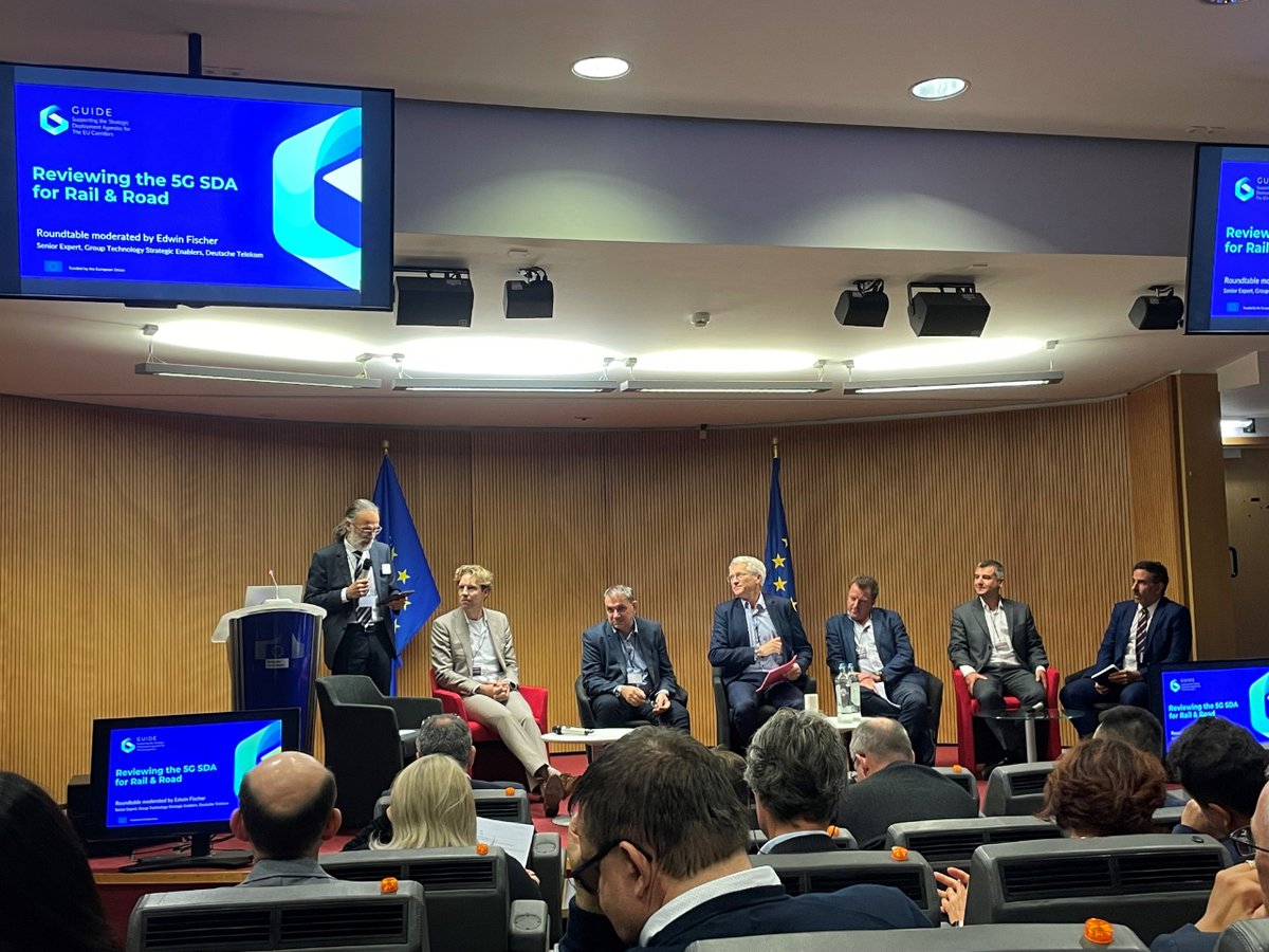 ERTICO's tweet image. Today, @CoenBresser at the 5G Corridor Workshop remarked &quot;When you need to deploy, you need to know where to go. We need to cooperate to be on the same page. If you look at the SDA, it gives clarity and it acts as a roadmap for deploying.&quot; 

#GUIDEproject #deployment #5gcorridors