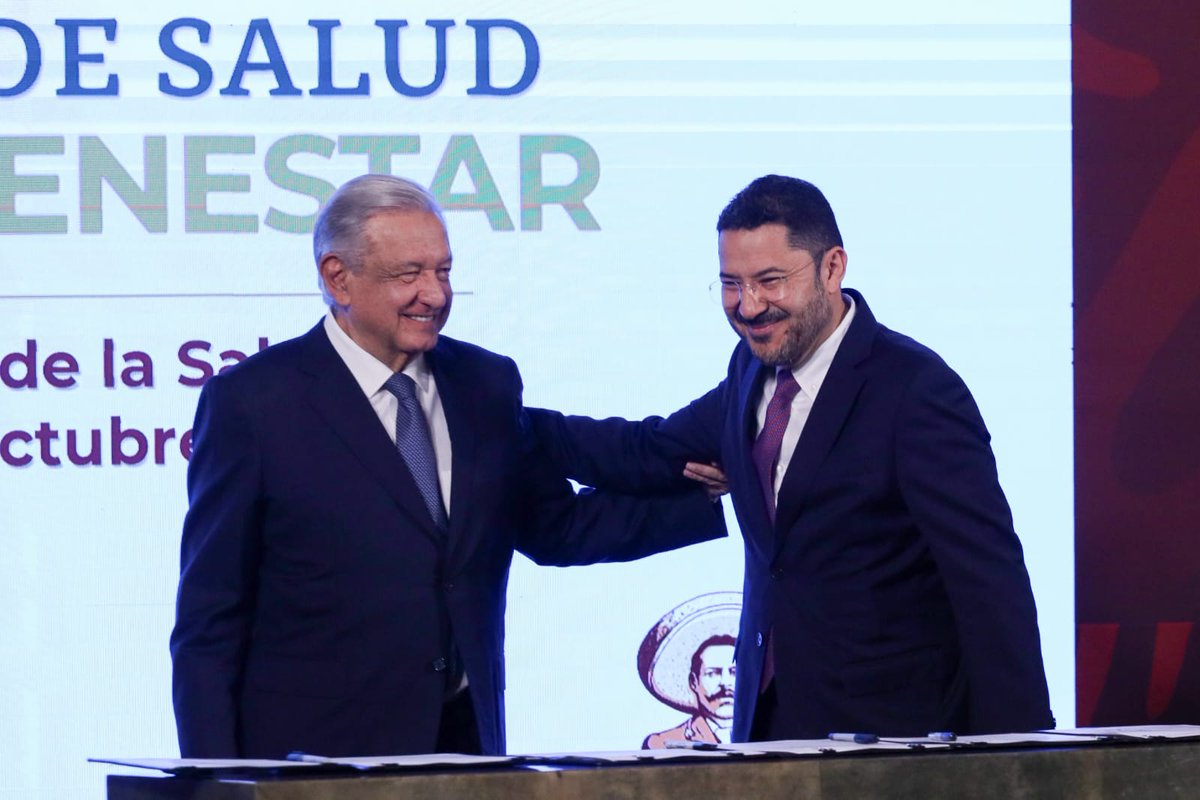 martibatres's tweet image. En la mañanera con el Presidente @lopezobrador_, firmamos el Acuerdo Nacional para la Federalización de la Salud.

Con la firma de este Acuerdo, 23 entidades del país nos comprometimos a garantizar el derecho a la salud con atención médica y medicamentos gratuitos a la población