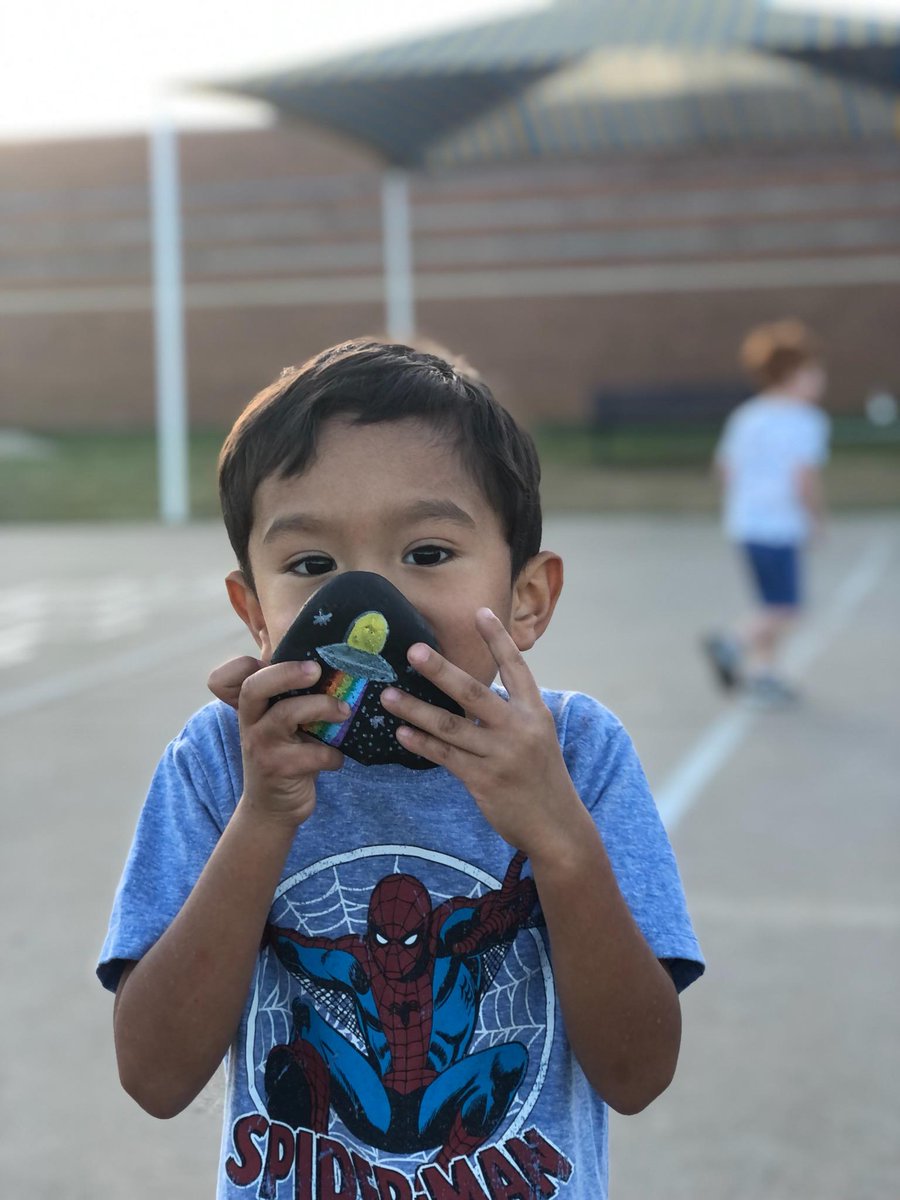 OCTStricherz's tweet photo. Thank you @PaisleysPals for visiting @OCTaylorTigers ! Our PreK kids were thrilled! @EarlyGcisd https://t.co/QJ6p6qJZDZ