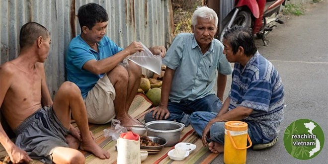 reachingvn's tweet photo. District Binh Tan – People Waiting for the Gospel - 3 of 3 “How can they believe in Him if they have never heard about Him?" Romans 10:14 The people in Binh Tan are waiting for someone to tell them the Good News of Jesus. #pray4vietnam #1010dayofprayer https://t.co/njvX5k840p https://t.co/1BvR91rM3U