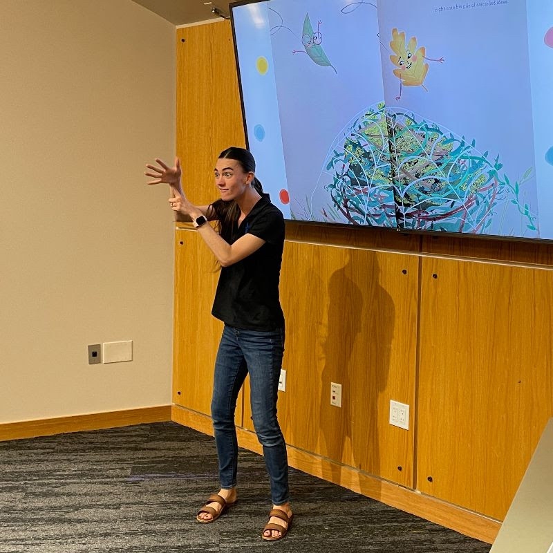 UtSchoolsDB's tweet photo. Every week Parent Infant Program (PIP) Parent Advisor, Emilee Segura, does an ASL Storytime and ASL Class at the American Fork library. Emilee also live streams the ASL Storytime and ASL class on her Instagram account @emilee_segura and saves the live to her feed! #asl #aslthat https://t.co/I9hJ8L4LiD