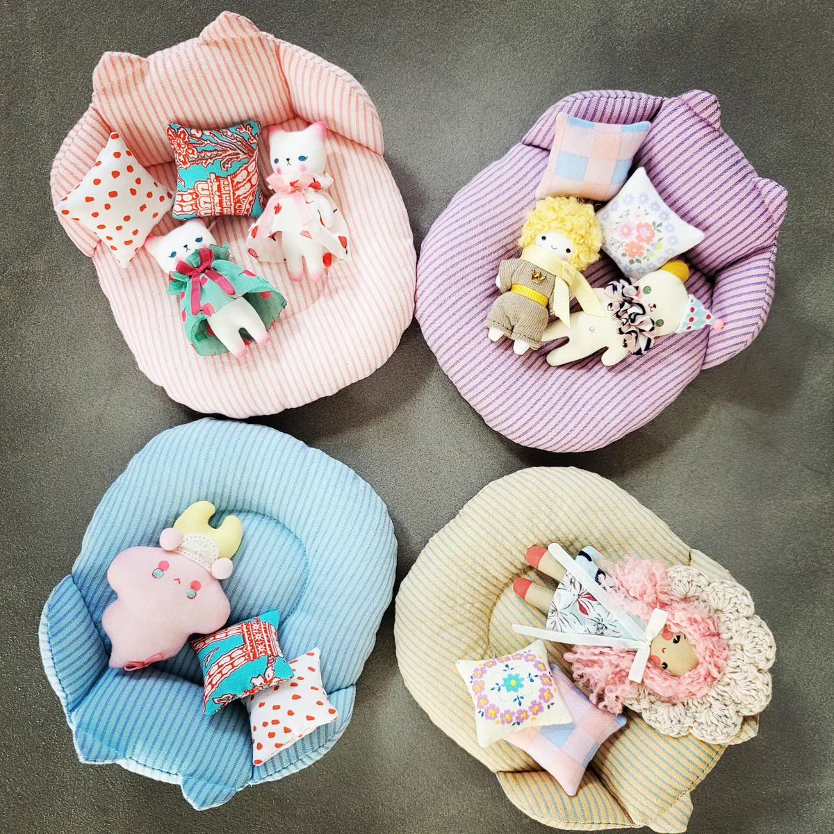 ✡️#인형행사 #돌프리마켓 서울89
🗓️23년 10월 21일(토) 
🏛️서울 강남 #SETEC전시장 (3호선 학여울역) 
 
📌 딜러참가자 소개
 
<팬더의하루>
📋창작인형(Creative Dolls) (創作)/솜인형/인형 소품
🗒️작디작은 몽시리즈 및 다양한 동물인형을 판매하고 있습니다
 
⭐️instagram.com/Pandasday78