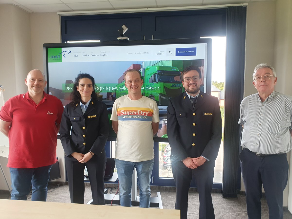 FODFinancien's tweet photo. Ook dit jaar kregen onze douanediensten en haar AEO-partners meer inzicht in elkaars werking dankzij de wederzijdse inleefstages! 👉 https://t.co/cCNcIdAfZw
#douaneBE #AEO #import #export #uitwisseling #samenwerken #partnership #cocreatie https://t.co/LPUSy9ZEO5
