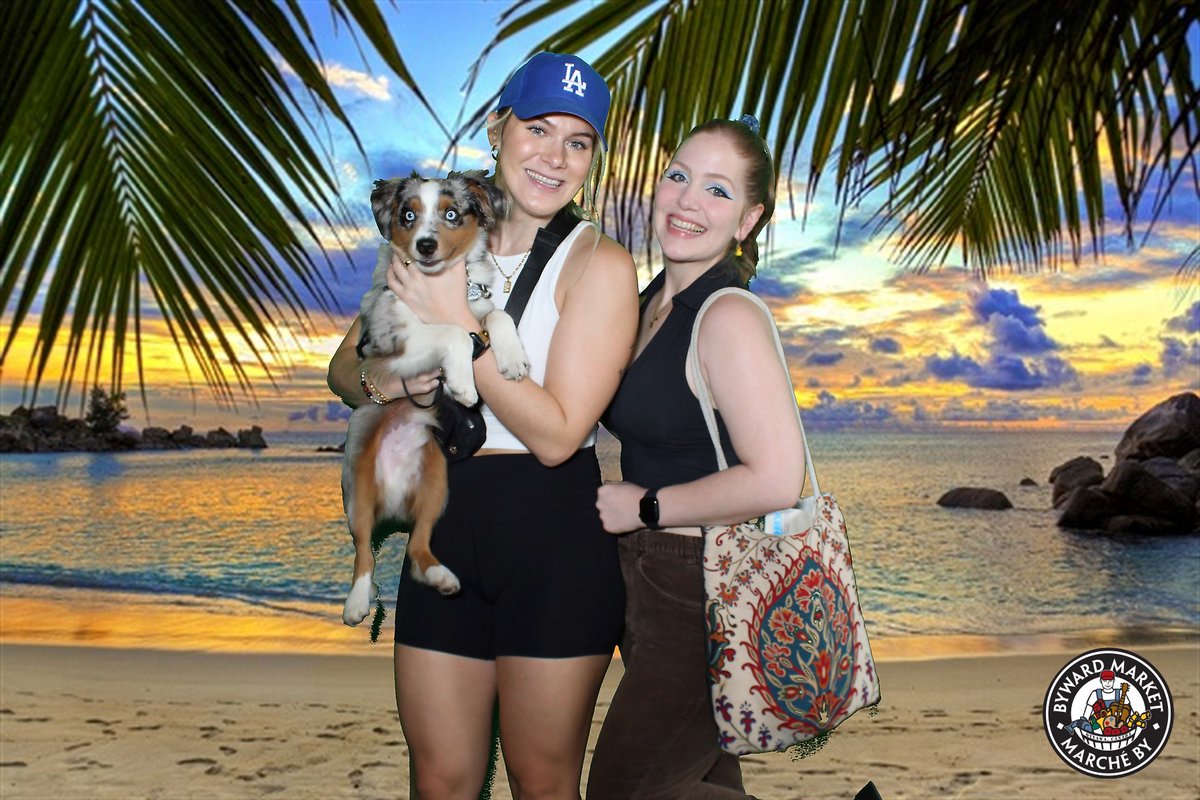 LWLOttawa's tweet photo. The #BYWARDBARKET was a huge success with over 600 dogs and their hoomans flooding the @ByWardMarketBIA on a sunny Sunday!! Thanks to DJ SPANKY for this Photo Booth with @pub101_ottawa 
#local #dogevent @Ottawa_Tourism #sheshopslocal.ca https://t.co/U2xKMaabOW