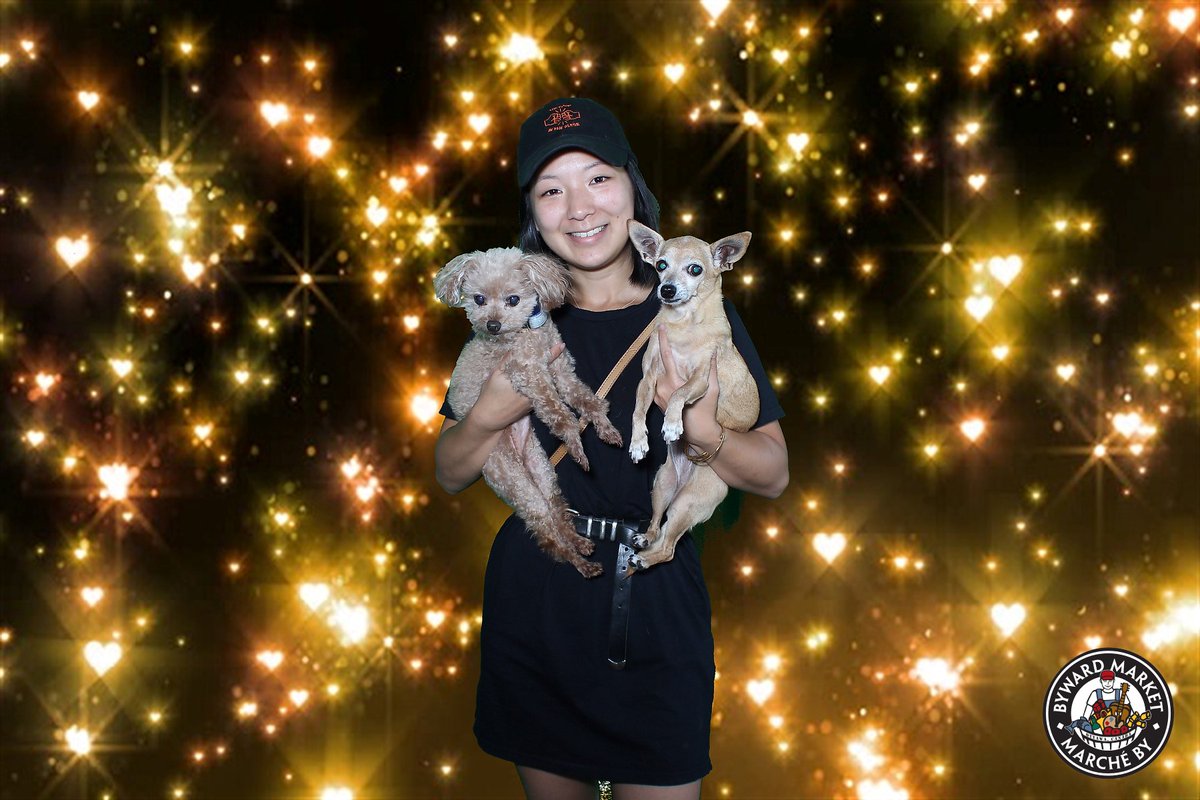 LWLOttawa's tweet photo. The #BYWARDBARKET was a huge success with over 600 dogs and their hoomans flooding the @ByWardMarketBIA on a sunny Sunday!! Thanks to DJ SPANKY for this Photo Booth with @pub101_ottawa 
#local #dogevent @Ottawa_Tourism #sheshopslocal.ca https://t.co/U2xKMaabOW