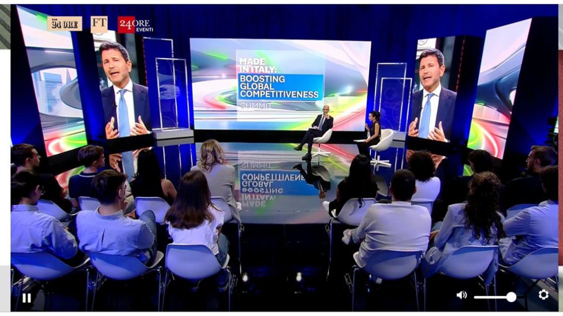 Il Pres. <a href="/PSalzano/">Pasquale Salzano</a> a #MadeinItalySummit2023: "Le imprese 🇮🇹 devono essere flessibili nella risposta agli scenari mutevoli. Per renderle più competitive #SIMEST ne favorisce la crescita estera stimolando gli investimenti non più rinviabili verso le transizioni digitale e verde".