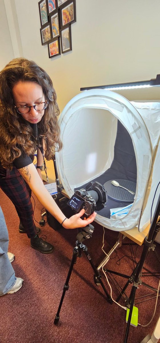 FaimpAvicom's tweet photo. Catherine Cassidy @StAndrewsOVW was in #AVICOMGC23 conference showing some research projects from @univofstandrews. Now she explains how #photogrametry works in the workshop Creating & sharing #3D in the @Europeanaeu data space in #EuropeanaTech2023 https://t.co/7txsG4sn6T