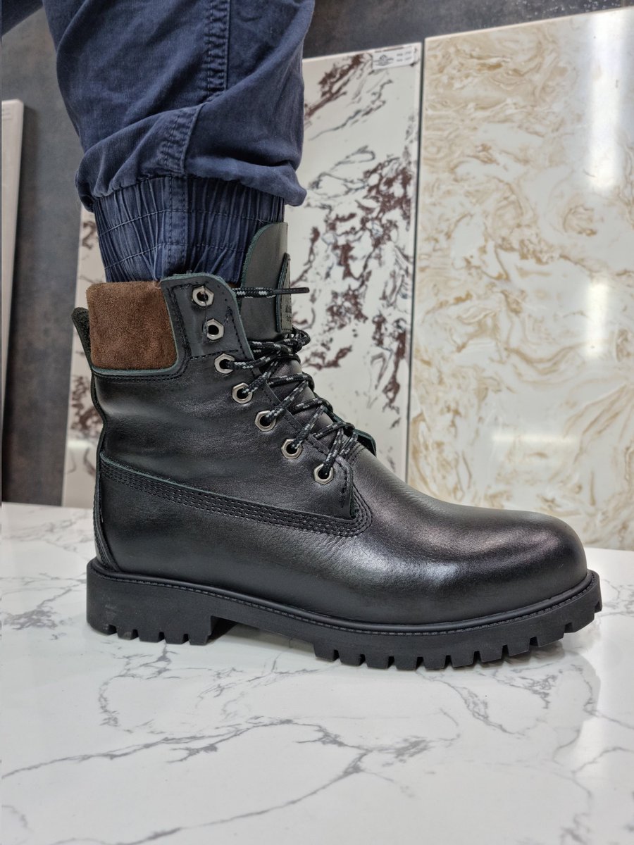 Алдарт ТИМБЕРЛАНД БРЭНДтэй ойролцоо болж үү
Загвар зохин бүтээгч хөгжүүлэгчгүй жижиг үйлдвэрийг ойлгоорой
Энэ гутлуудыг зарж ашгаараа үйл ажиллагаагаа сайжруулна
РТ Фавдаад байвал Монгол хүний хөдөлмөр үнэлэгдэх гээд байна