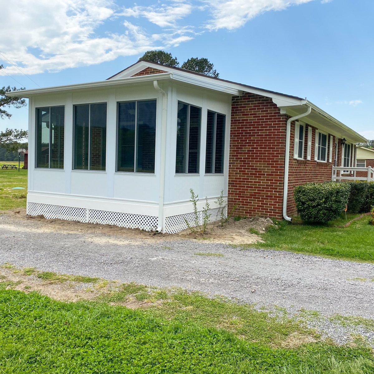 3 Season Sunroom by Williamsburg Decks & Sunrooms. #sunroomaddition #sunroom  #williamsburgva #chesapeakeva #portsmouthva #norfolkva #suffolkva #kingsmill #poquosonva #gloucesterva #newkentva #toanova #hamptonroads #hamptonroadsva #hamptonva #newportnews #SurryVA  #yorktownva