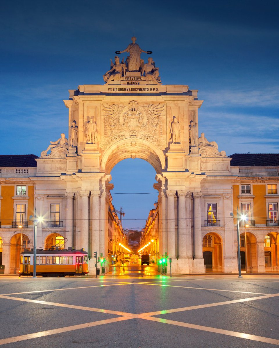 Abercrombie & Kent tweet media