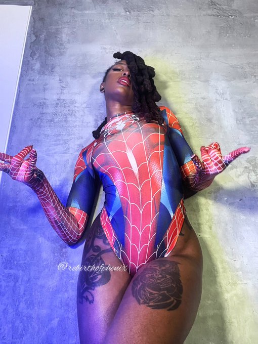 shoot ur web at me 💦 https://t.co/HntPOdi4jx