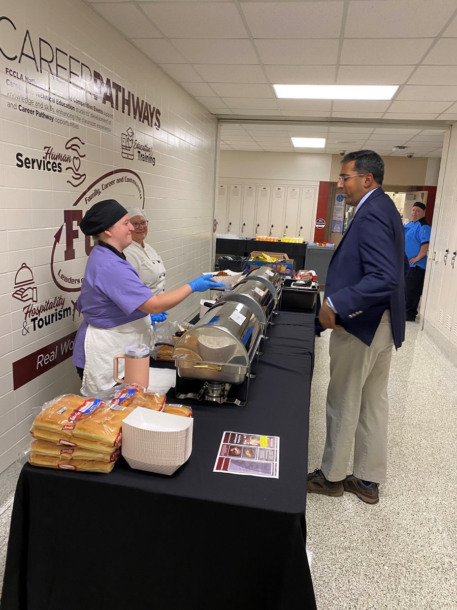 RepVenkat's tweet photo. Yesterday I attended the @AWBeattieCC Fall Open House! It was great to learn about their programs and speak with alumni and current students and teachers. I will continue to support Beattie’s important work to help our students prepare for the careers of tomorrow. https://t.co/sSbsY7MdFC