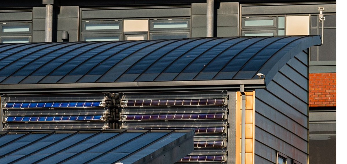 Swansea University (@swanseauni) on Twitter photo £5 million grant to speed up the switch to Net Zero Buildings.🏘️⚡️☀️🌍
➡️swan.ac/SwitchFunding
Partnership with <a href="/cardiffuni/">Cardiff University</a> <a href="/UniSouthWales/">University of South Wales</a> <a href="/NPTCouncil/">Neath Port Talbot Council</a> <a href="/WelshGovernment/">Welsh Government</a> & #NetZero Industry Wales. Funded by <a href="/EPSRC/">Engineering and Physical Sciences Research Council</a>. £5 million grant to speed up the switch to Net Zero Buildings.🏘️⚡️☀️🌍
➡️swan.ac/SwitchFunding
Partnership with <a href="/cardiffuni/">Cardiff University</a> <a href="/UniSouthWales/">University of South Wales</a> <a href="/NPTCouncil/">Neath Port Talbot Council</a> <a href="/WelshGovernment/">Welsh Government</a> & #NetZero Industry Wales. Funded by <a href="/EPSRC/">Engineering and Physical Sciences Research Council</a>.