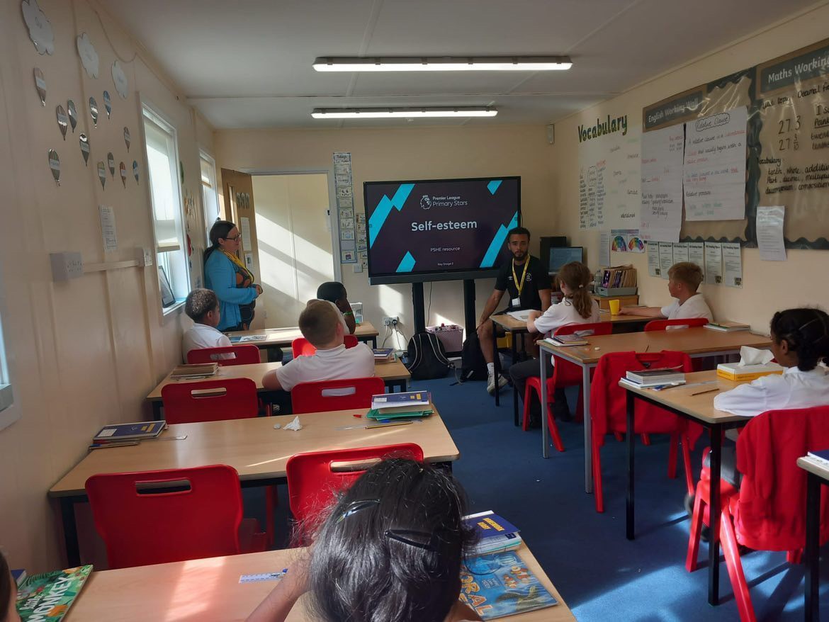 To raise awareness for World Mental Health Day we have been to St Christopher’s Academy, delivering Resilience and Self Esteem workshops to the Year 1, 2, 5 and 6 pupils.

If you feel you need urgent support regarding children mental health please call: CAMHS - 01582 708140

For