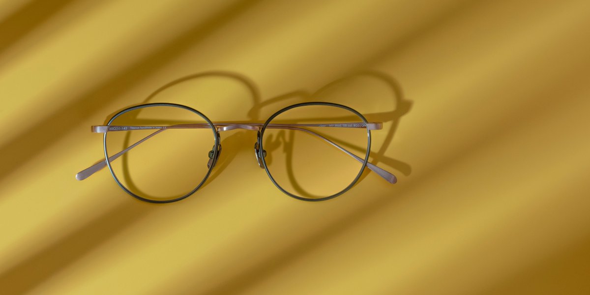 LunorAG's tweet photo. The LUNOR M9 in Rose Gold and Green, crafted with precision in a small Japanese prefecture, adds a touch of modern elegance to your style. #lunorag #titaniumglasses #handcrafted #eyewear https://t.co/gE0v6vyo24