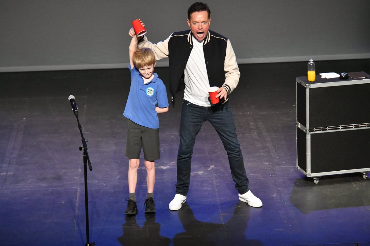 piccadillypress's tweet photo. We’ve had a lovely day with @StephenMulhern at the absolutely packed out @NewWimbTheatre for @Wimbookfest today. Hundreds of budding magicians from 15 schools joined us, taking part in magic tricks and talking about following their dreams! #MaxMagic2 https://t.co/ZJymD6urae