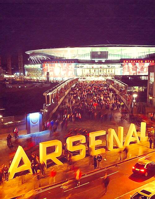 ArsenalN7's tweet photo. 🌓 Night gain. No Arsenal fan should have less than 1000 followers. Drop your handles, RETWEET and make sure you follow each other. Let’s go Gooner family ⚪️🔴 https://t.co/CvHdMozQMj