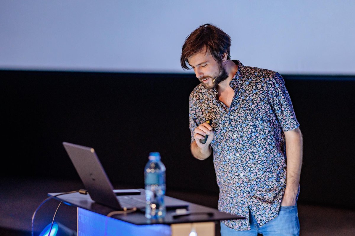 PushBased's tweet photo. So proud of @Michael_Hladky presenting at @armada_js! ๐๏ธ He mingled with brilliant minds & dived into compelling talks.
๐ A heartfelt thank you to #ArmadaJS for hosting and to everyone who joined!
Let's keep lifting and inspiring the #DeveloperCommunity! https://t.co/sqAVkjE95b