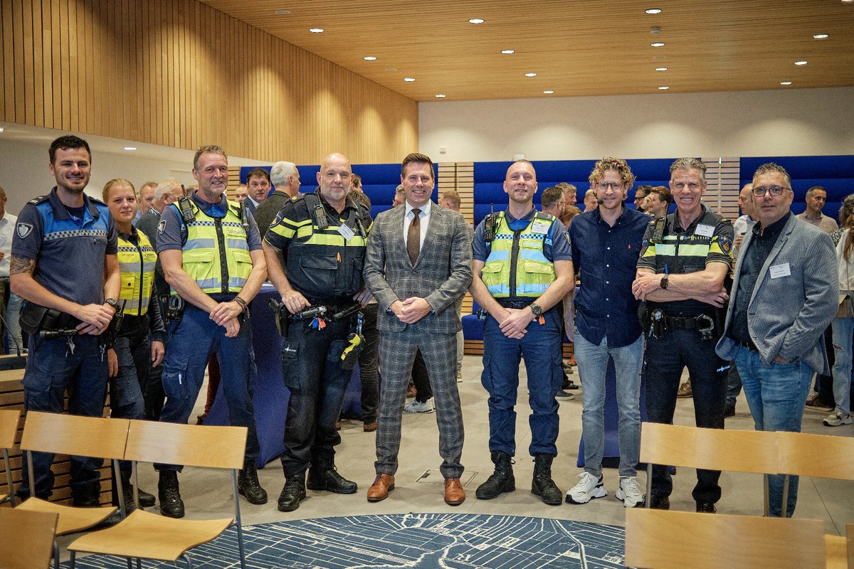Björn Lugthart tweet media