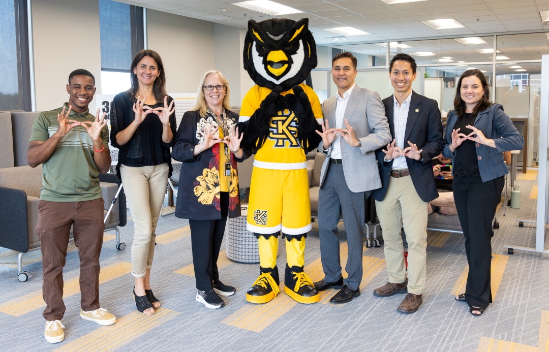 KendedaBuilding tweet media