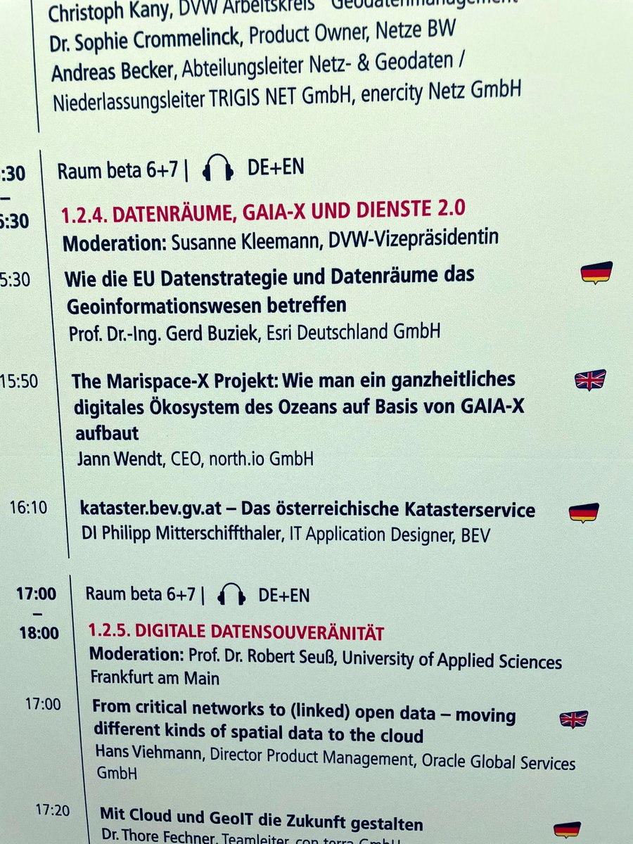 marispace_x's tweet photo. Wir sind heute auf der @InsideIntergeo Konferenz in Berlin. In der Session Datenräume, Gaia-X und Dienste 2.0  präsentiert Marispace-X Koordinator Jann Wendt, CEO von @northio_gmbh das Projekt vor dem Fachpublikum. https://t.co/gH2RB99nJn