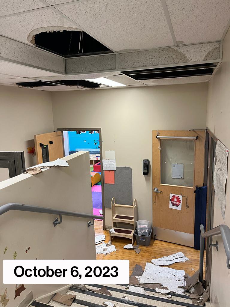 Sask_NDP's tweet photo. This is the state of Saskatchewan schools under Scott Moe.

Despite touring the damage in June, the Sask. Party ignored a petition by over 200 parents to fix the roof. 

Last Monday, the school flooded again cancelling classes.

#skpoli #cdnpoli #makenoise4ed #skEd #sask https://t.co/BzdJymBDIP