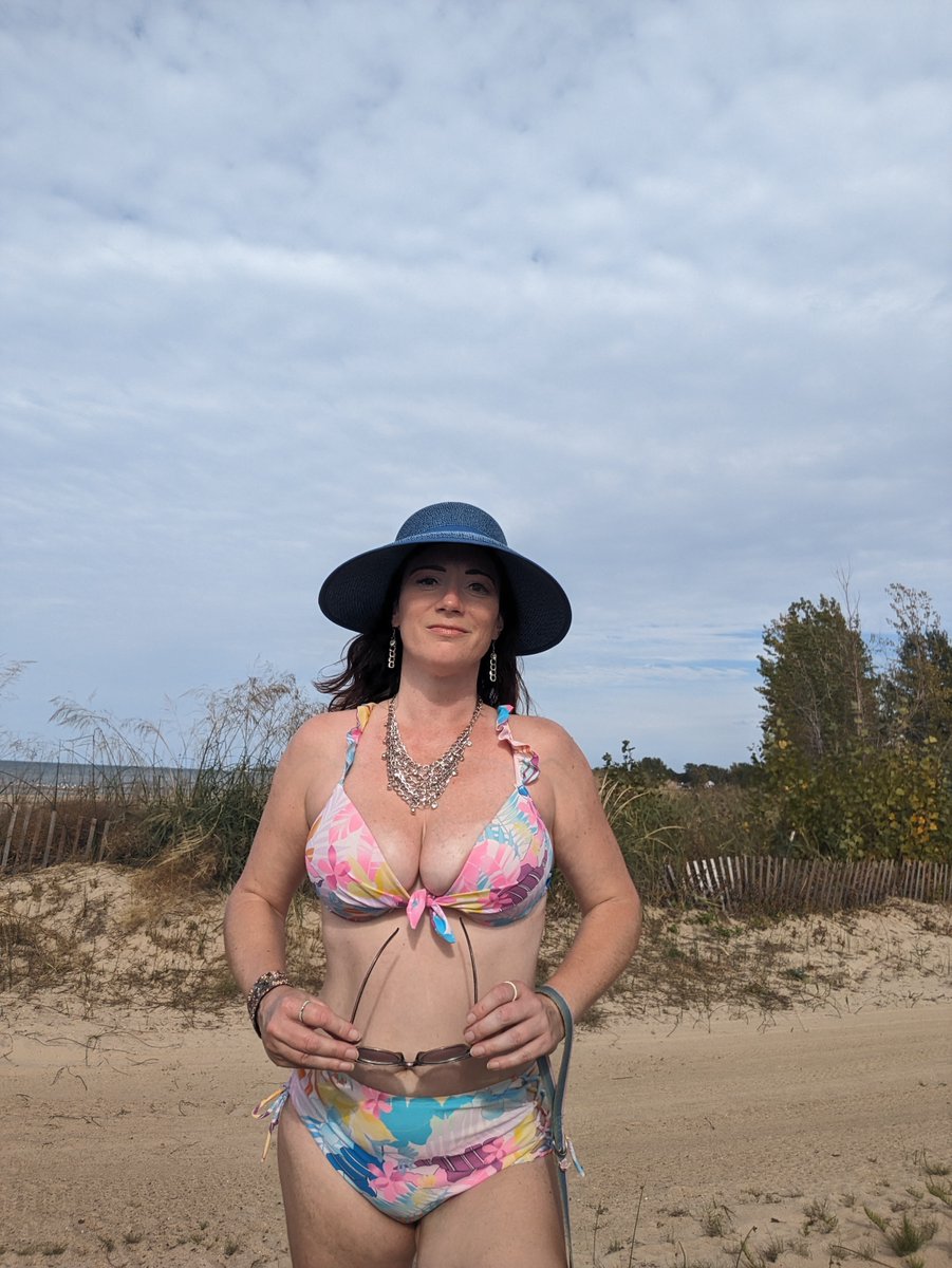 dkcorey's tweet photo. New pictures up @OnlyFans @deborahkay, please subscribe! https://t.co/7agqDy5Od4 https://t.co/XuLmgzMG5g