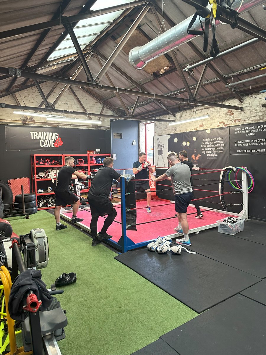 QualityBearings's tweet photo. Today is World Mental Health Day 2023 π π
Looking after our mental health is essential at QBOL, and we have recently started up a well-being policy. To kick this off, we visited Jack Sunderland today at the @trainingcave and delved into the world of boxing.
#qbol #WMHD2023 https://t.co/X6j0zqczrI
