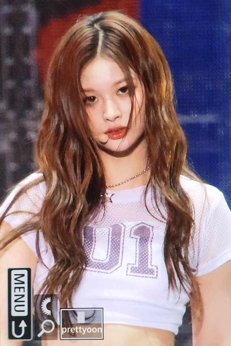 prettyoon0126's tweet photo. 「231010」 

#NMIXX    #엔믹스 #설윤 #SULLYOON #NMIXX_TMA2023 https://t.co/DAJdLWQpih