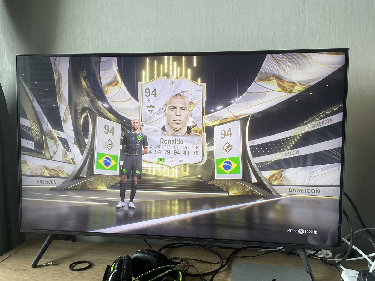 IanHarriss1's tweet photo. @FUT24News 45k prime players  pack https://t.co/cgdgcKzIsq