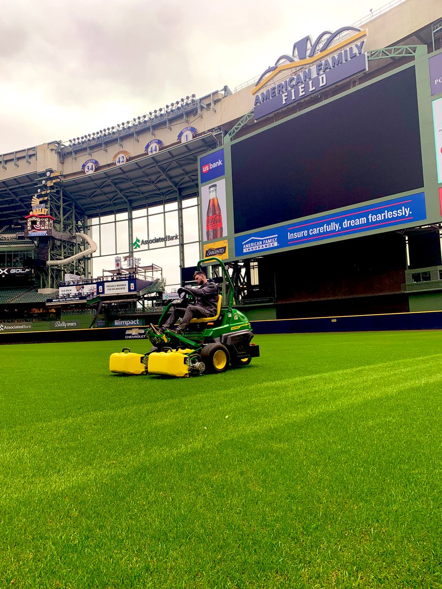 Excited to welcome a new partner to the @Brewers. Looking forward to many years with @JohnDeere and @RevelsTractor. Excited about their long history of great customer service!