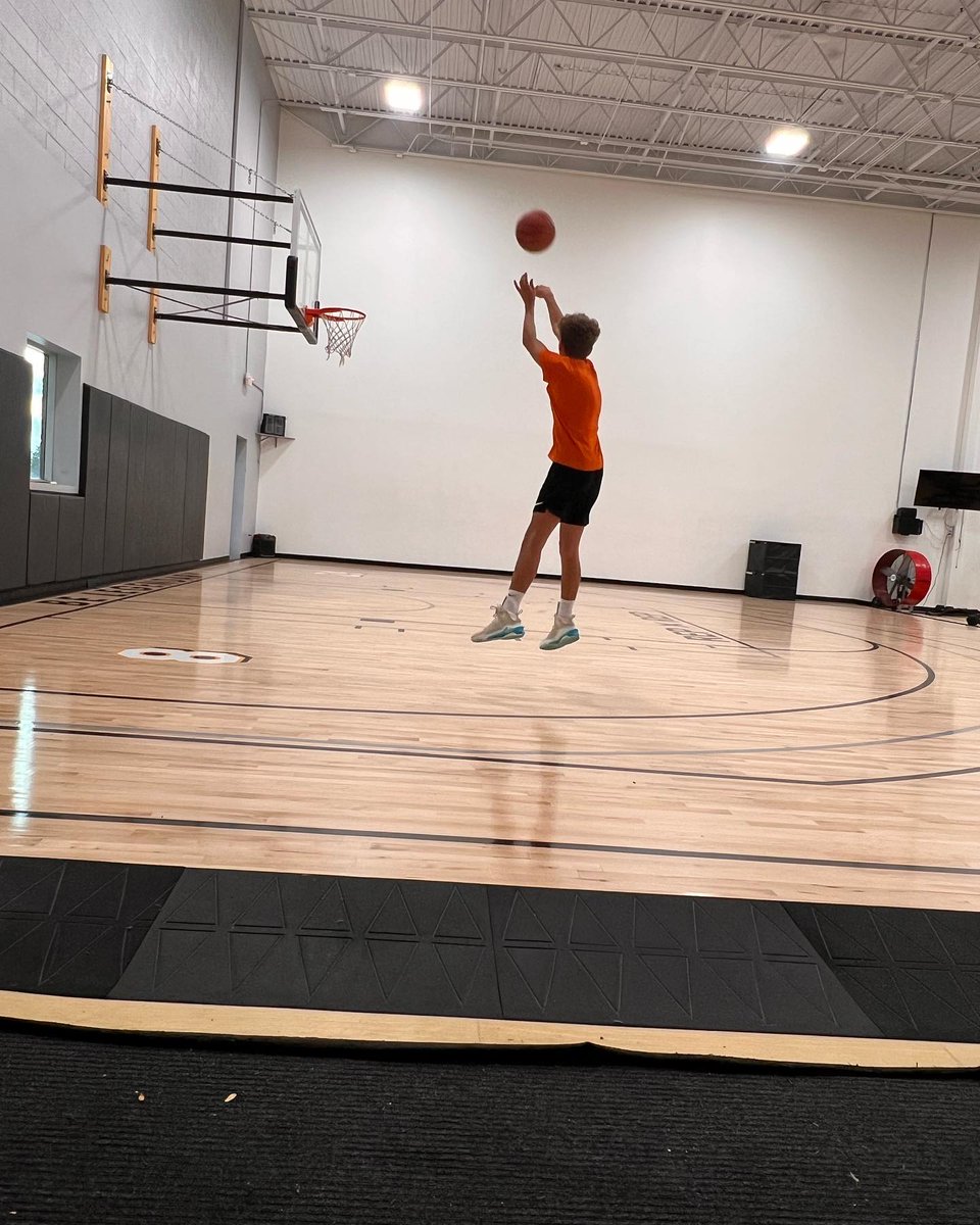 Eli Wintheiser tweet media