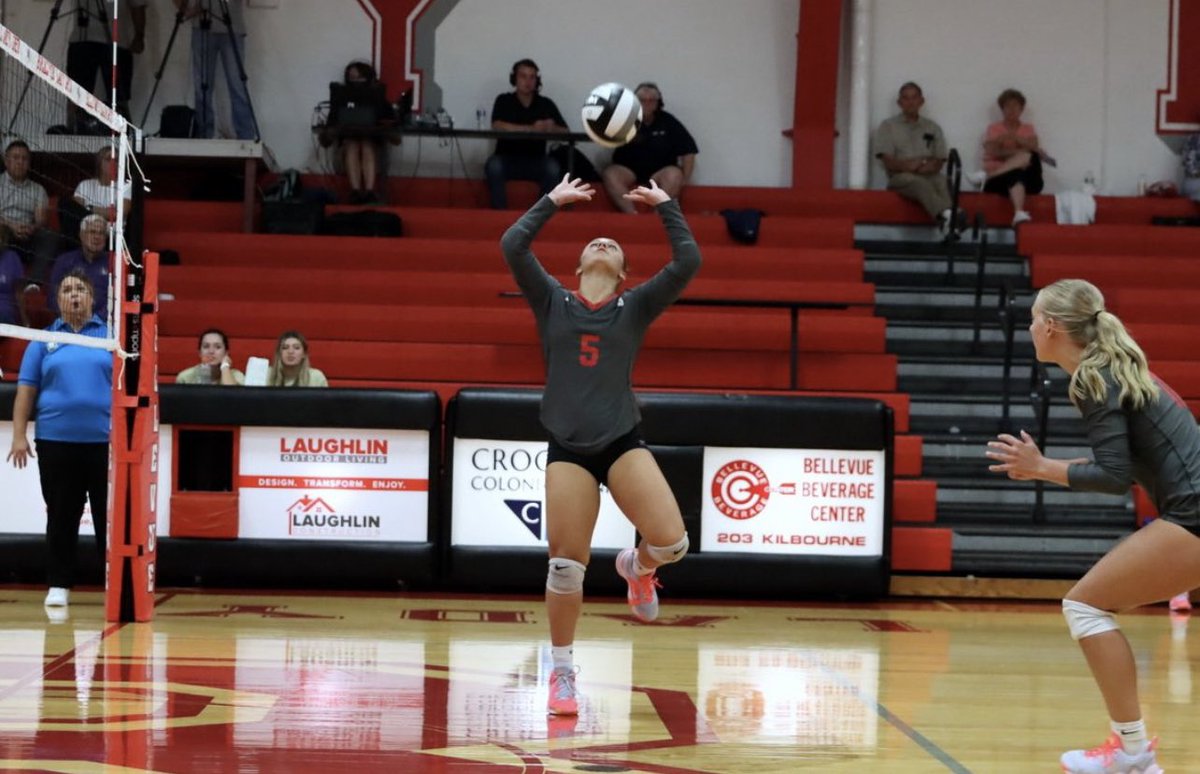 LadyRedVolley's tweet photo. TONIGHT is Senior Night !! 

Come on out and help us to celebrate our 2 AMAZING seniors. Both have given so much to this program ! 

JV starts at 5:30, with Varsity to follow. 

Congratulations Bailey and Miki, we love you and will miss you 🤍🤩 https://t.co/a7Dk4uAySw