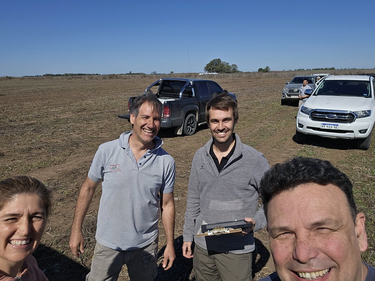 Siembra de Ensayo de maiz FTN de <a href="/DekalbArgentina/">DEKALB Argentina</a> en Salliquelo, prov de Bs As con <a href="/FieldViewArg/">FieldView Argentina</a> viendo cuales hibridos van a ser los que van a destacarse los proximos años. <a href="/croptalent/">croptalent</a> <a href="/JustoMacL/">Justo MacLoughlin</a> <a href="/TorrallardonaG/">German Torrallardona</a>