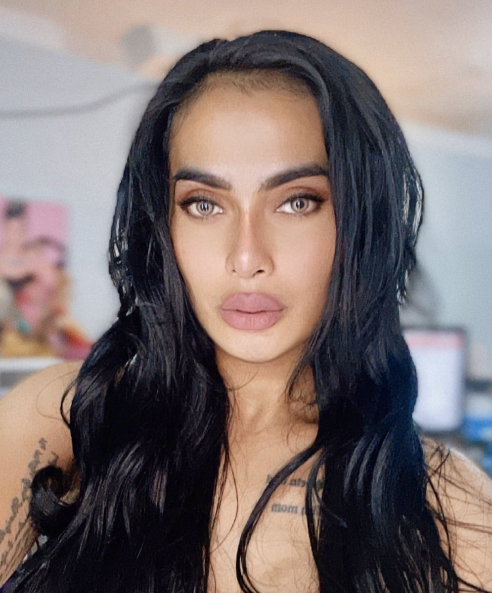 tscelinerenata's tweet photo. Ready open bo vcs camsex acc by PayPal @jockojakarta #ladyboyjakarta #shemalejakarta #wariahighclass #vcsberbayar https://t.co/LOnn0chMvO