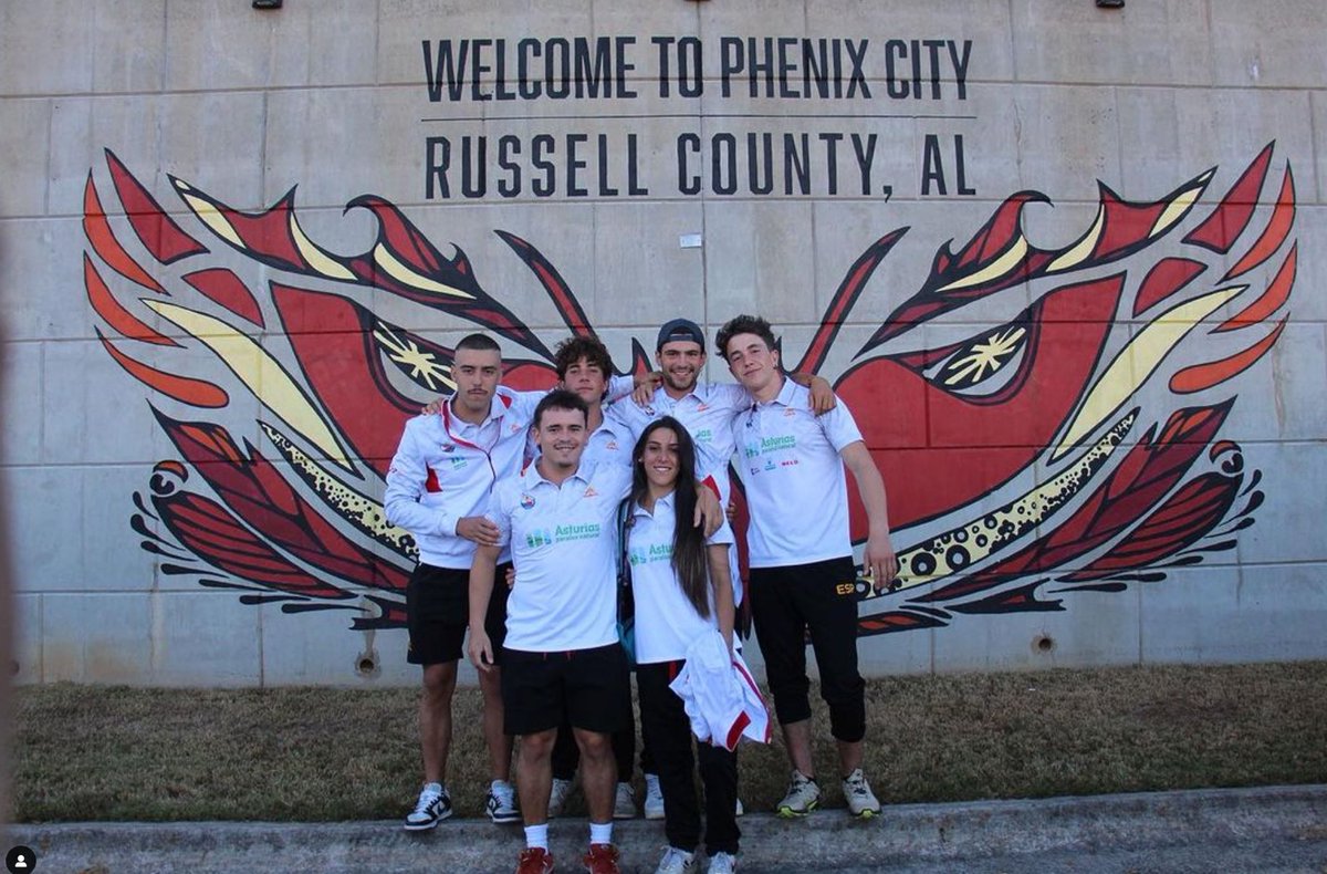 📢 Atenció, ha començat a Columbus 🇺🇸 el Campionat del Món d'Estil Lliure <a href="/PlanetCanoe/">Everything canoe, kayak, and SUP</a> amb participació de palistes dels clubs Kayak Sort i <a href="/AEPallars/">AEPallars</a> || Avui a les 17.25 podeu veure en directe a la web canoeicf.com la baixada de Silvia Gallego, molta sort!! 👏🏻👏🏻👏🏻