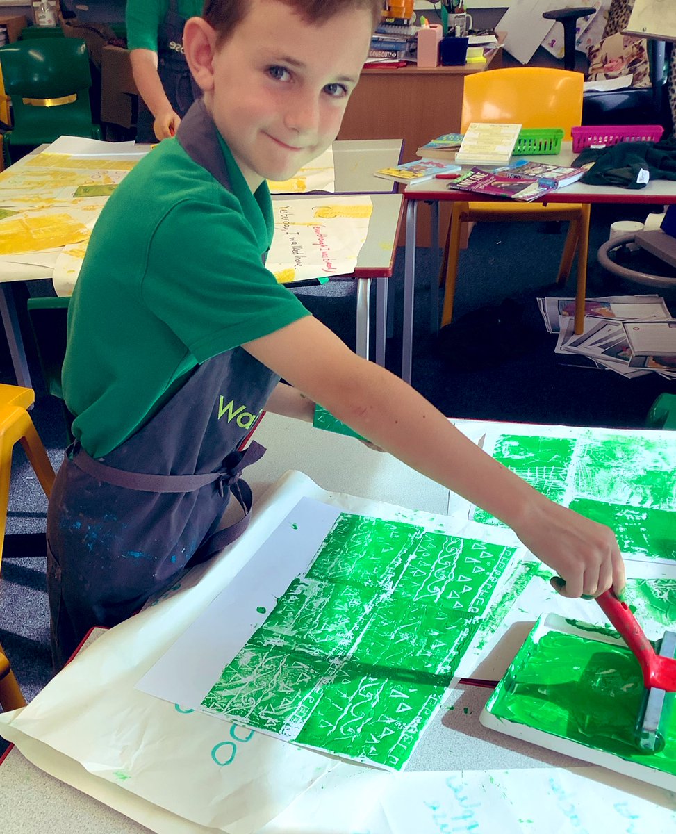 Ver_WPA's tweet photo. The last stage of our block printing happened this afternoon! How amazing do our finished pieces look! #WatersideArt https://t.co/CRlvDeXLRH